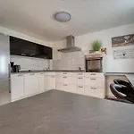 Bruderschaft Mit Tal- Und Moselblick Апартаменты Ensch