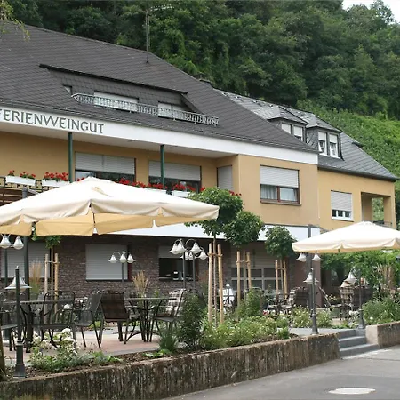 Erholung Mit Tal- Und Moselblick In Der Bruderschaft